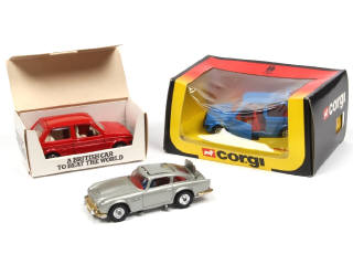 Lot 290 - CORGI TOYS (GB) (3)