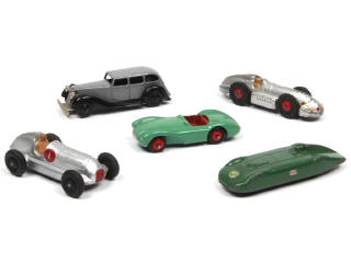 Lot 356 - DINKY TOYS (GB) (5)