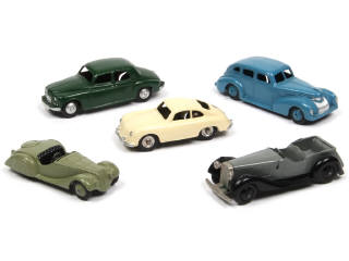 Lot 358 - DINKY TOYS (GB) (5)