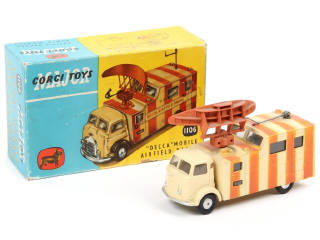 Lot 315 - CORGI TOYS (GB) (1)