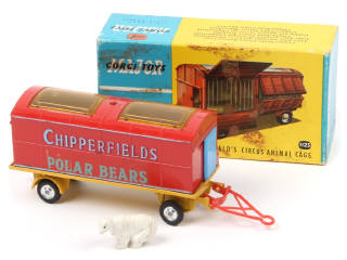 Lot 329 - CORGI TOYS (GB) (1)