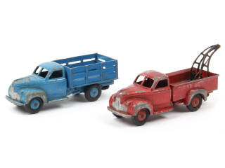 Lot 440 - DINKY TOYS (FRANCE) (2)