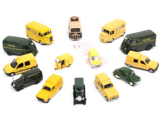 Lot 245 - DIVERS (14)