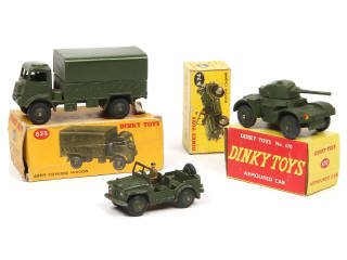 Lot 347 - DINKY TOYS (GB) (3)