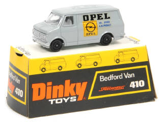 Lot 326 - DINKY TOYS (GB) (1)