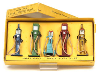 Lot 363 - DINKY TOYS (FRANCE) (1)