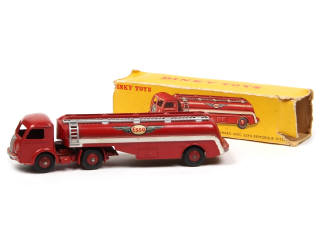 Lot 375 - DINKY TOYS (FRANCE) (1)