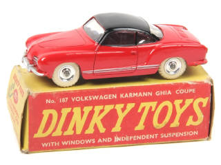 Lot 231 - DINKY TOYS (GB) (1)
