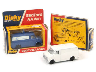Lot 250 - DINKY TOYS (GB) (2)