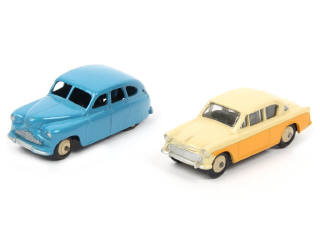 Lot 259 - DINKY TOYS (GB) (2)