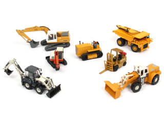 Lot 108 - DIVERS (7)