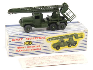Lot 335 - DINKY TOYS (GB) (1)