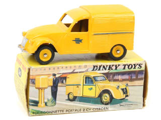 Lot 388 - DINKY TOYS (FRANCE) (1)