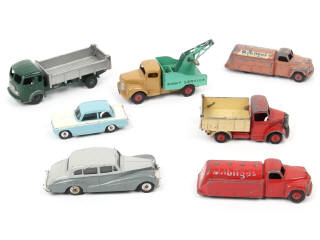 Lot 361 - DINKY TOYS (GB) (7)