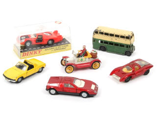 Lot 359 - DINKY TOYS (GB) (6)