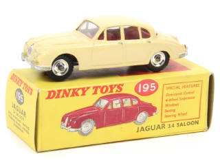 Lot 317 - DINKY TOYS (GB) (1)