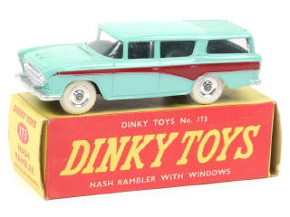 Lot 305 - DINKY TOYS (GB) (1)