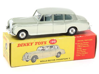 Lot 319 - DINKY TOYS (GB) (1)