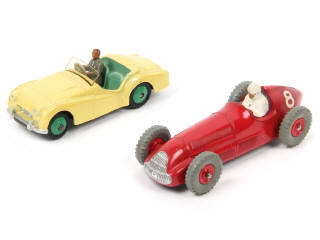 Lot 340 - DINKY TOYS (GB) (2)