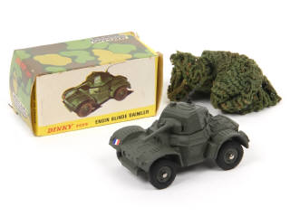 Lot 399 - DINKY TOYS (FRANCE) (1)