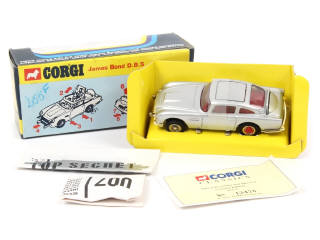 Lot 259 - CORGI TOYS (GB) (1)