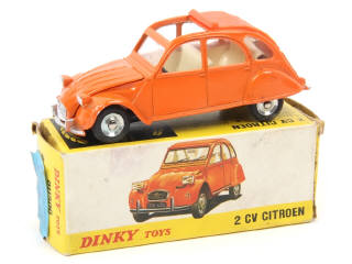 Lot 397 - DINKY TOYS (FRANCE) (1)
