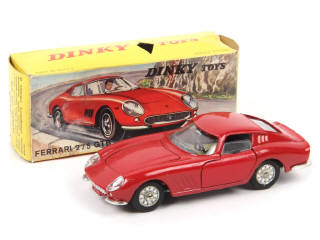 Lot 390 - DINKY TOYS (FRANCE) (1)