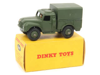 Lot 325 - DINKY TOYS (GB) (1)