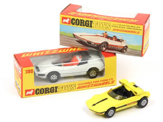 Lot 265 - CORGI TOYS (GB) (2)