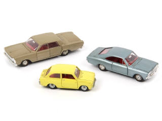 Lot 418 - DINKY TOYS (FRANCE) (3)