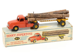 Lot 398 - DINKY TOYS (FRANCE) (1)