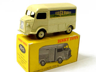 Lot 1133 - DINKY TOYS FRANCE (1)