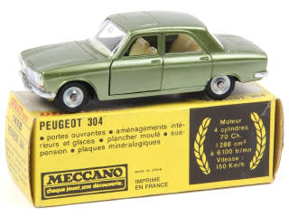Lot 654 - DINKY TOYS (FRANCE) (1)