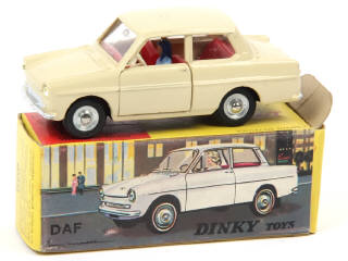 Lot 624 - DINKY TOYS (FRANCE) (1)