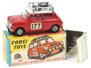 Lot 417 - CORGI TOYS (GB) (1)