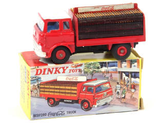 Lot 505 - DINKY TOYS (GB) (1)