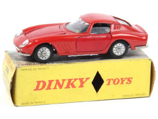 Lot 628 - DINKY TOYS (FRANCE) (1)