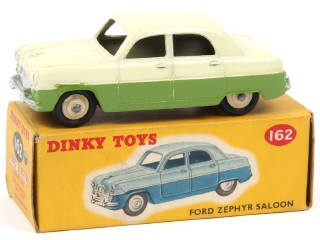 Lot 460 - DINKY TOYS (GB) (1)