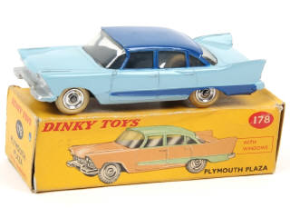 Lot 464 - DINKY TOYS (GB) (1)