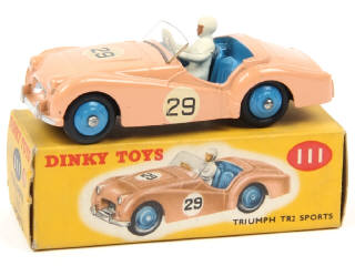 Lot 454 - DINKY TOYS (GB) (1)