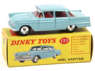 Lot 463 - DINKY TOYS (GB) (1)