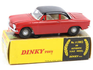 Lot 483 - DINKY TOYS (GB) (1)