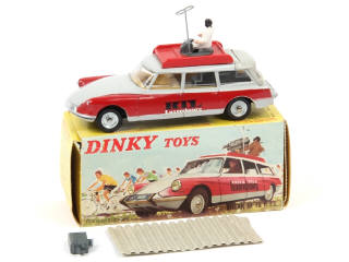 Lot 642 - DINKY TOYS (FRANCE) (1)