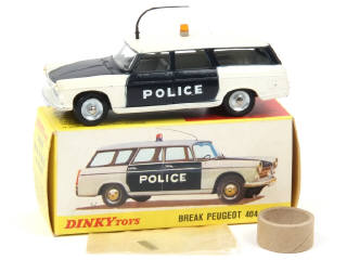 Lot 634 - DINKY TOYS (FRANCE) (1)