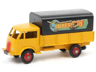Lot 566 - DINKY TOYS (FRANCE) (1)