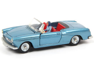 Lot 591 - DINKY TOYS (FRANCE) (1)