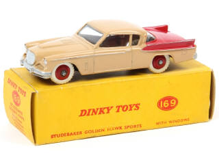 Lot 462 - DINKY TOYS (GB) (1)
