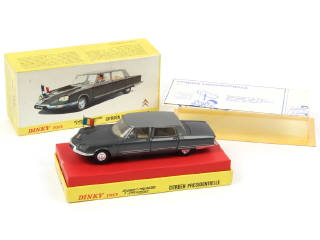 Lot 432 - DINKY TOYS (FRANCE) (1)