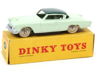 Lot 396 - DINKY TOYS (FRANCE) (1)