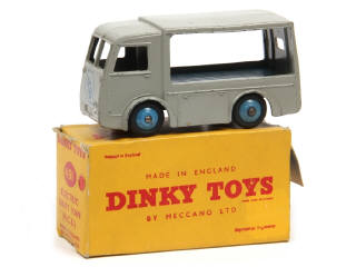Lot 347 - DINKY TOYS (GB) (1)